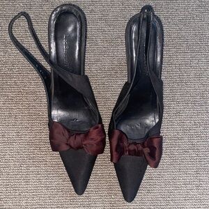 LK Bennett Elegant Black and Burgundy Satin Bow Slingback Heels sz 38.5